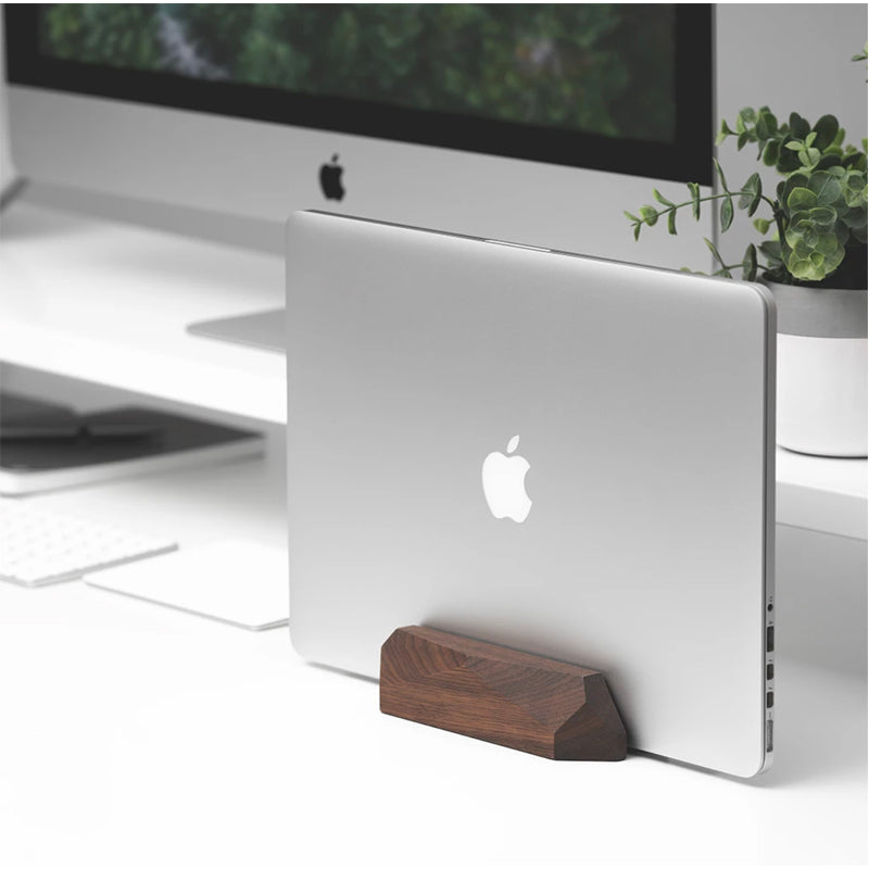 Oakywood-Wooden-Laptop-Docking-Station-Walnut-3_dac5236a-9ae4-4ae7-9d24-2bfd572c84b1_800x
