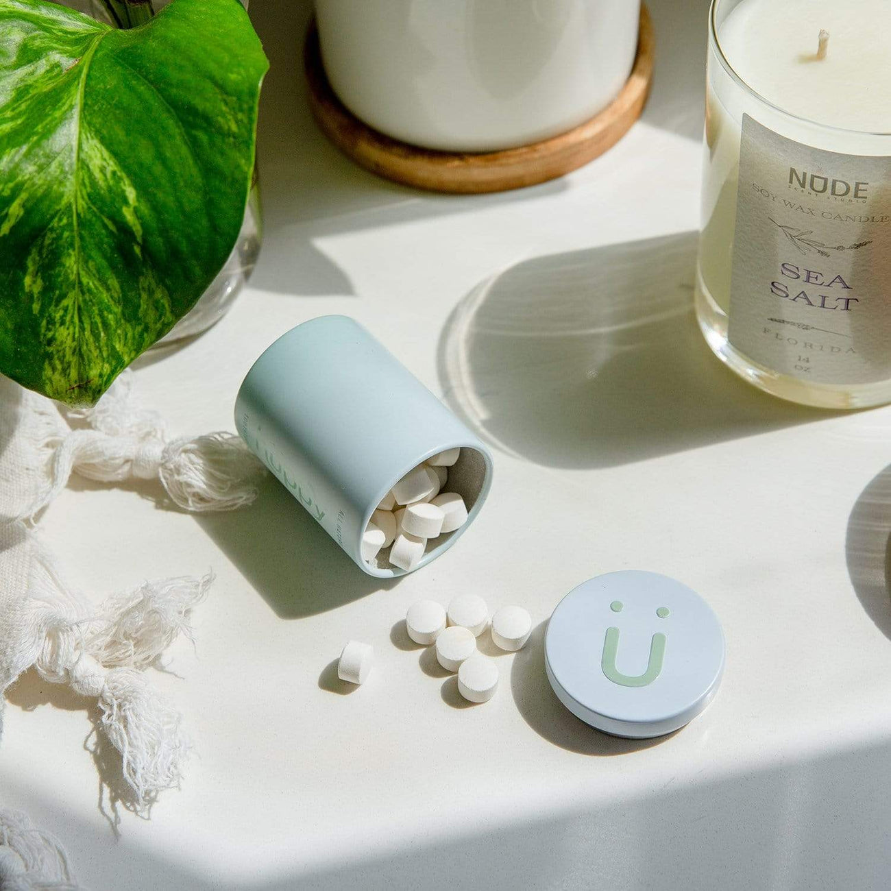 huppy-toothpaste-tablets-huppy-plastic-free-toothpaste-naturally-whitening-all-natural-refillable-30212941447279_1300x